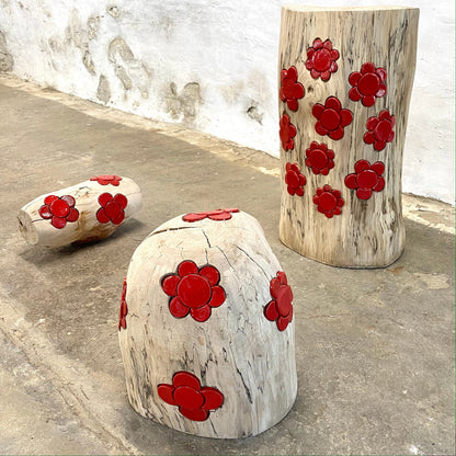 Janis Stemmermann | Red Flower Tile (Split), 2022